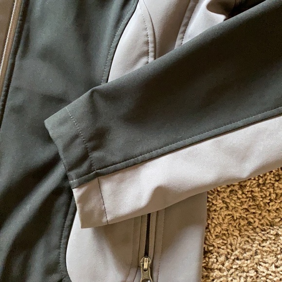 Free Country Women’s Jacket - Picture 4 of 6